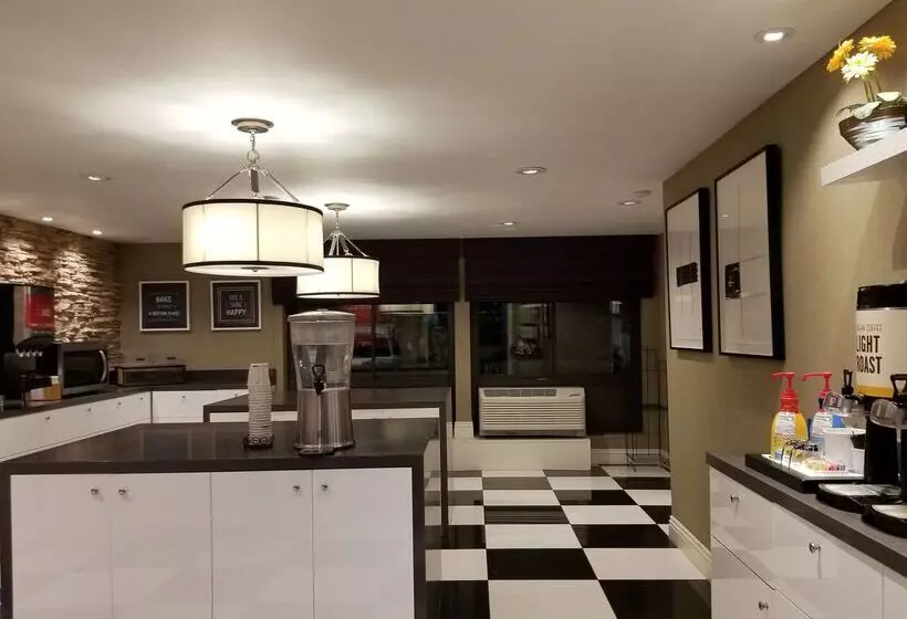 בית מלון כפרי Hampton Inn San Diegokearny Mesa