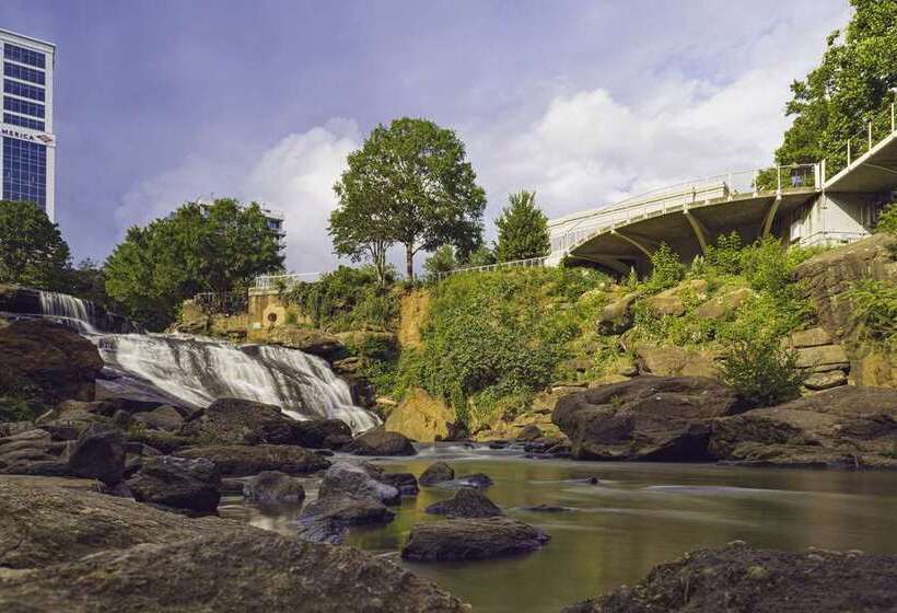 ホテル Hilton Greenville