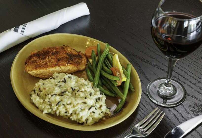 ホテル Hilton Greenville