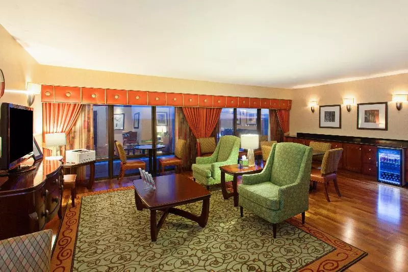 בית מלון כפרי Holiday Inn Sacramento Downtown Arena, An Ihg