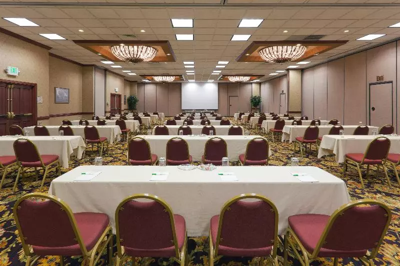 בית מלון כפרי Holiday Inn Sacramento Downtown Arena, An Ihg