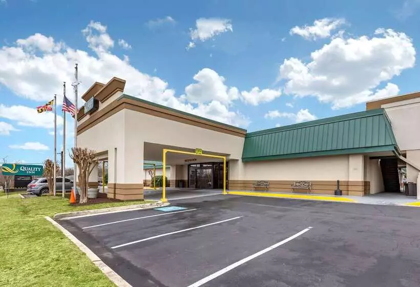 ホテル Quality Inn Windsor Mill   Baltimore