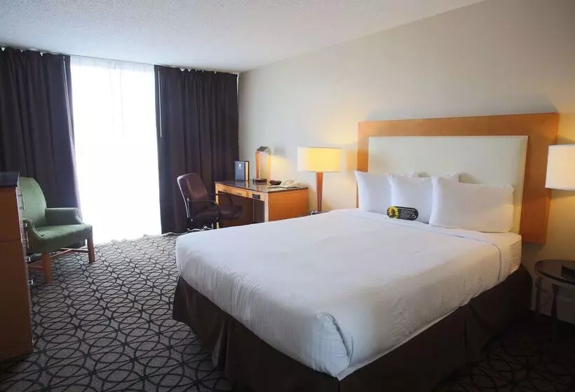 هتل Red Lion Inn & Suites Olympia, Governor