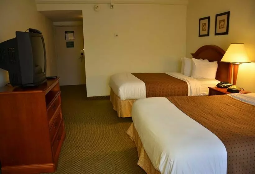 فندق La Quinta Inn & Suites Runnemede-Philadelphia