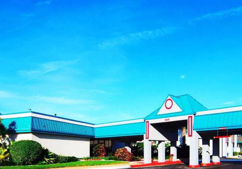 Отель St. Stephen Coptic Orthodox Church & Retreat Center