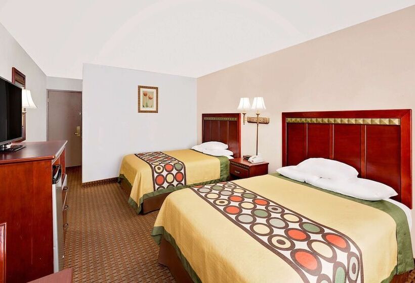 فندق Super 8 By Wyndham Plainview