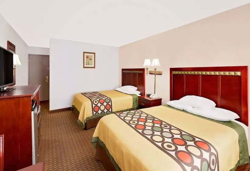 Hotel Super 8 By Wyndham Plainview