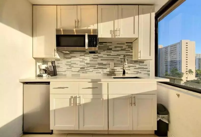 호텔 Waikiki Monarch