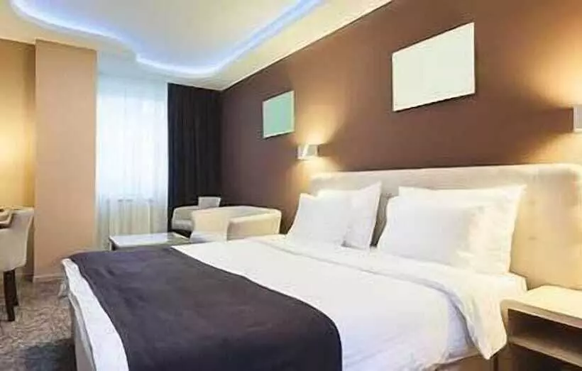 ホテル Spark By Hilton Colorado Springs I 25 Central