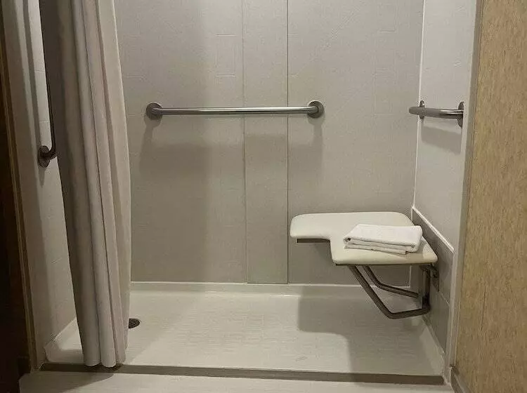 ホテル Spark By Hilton Colorado Springs I 25 Central