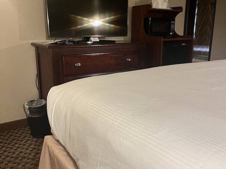 هتل Spark By Hilton Colorado Springs I 25 Central