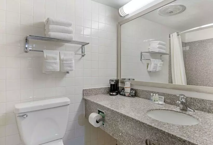 모텔 Quality Inn & Suites Lincoln South