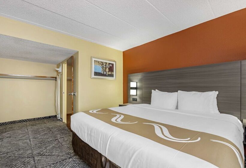 فندق على الطريق Quality Inn & Suites Lincoln South