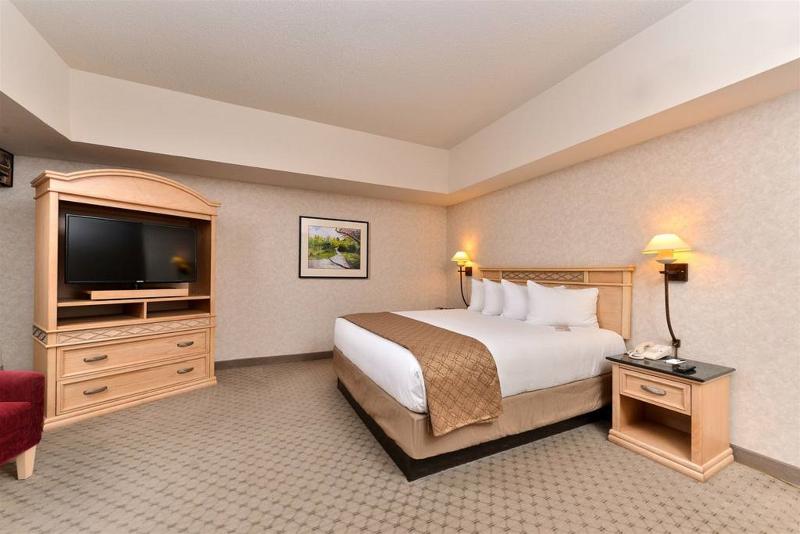 Edward Hotel & Convention Center