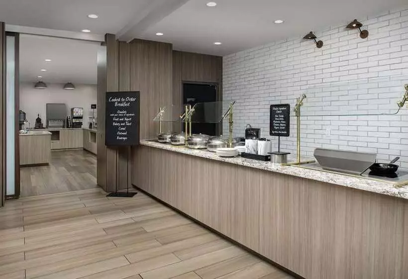 Embassy Suites Hotel Winston Salem