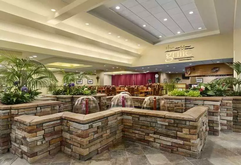 Embassy Suites Hotel Winston Salem