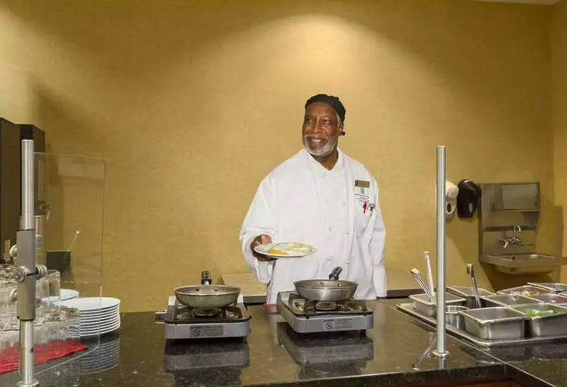 Embassy Suites Hotel Winston Salem