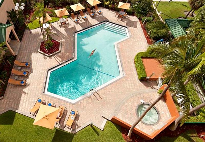 فندق Courtyard By Marriott Fort Lauderdale East / Lauderdale By The Sea