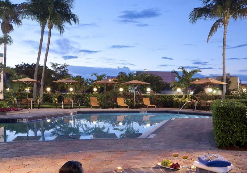فندق Courtyard By Marriott Fort Lauderdale East / Lauderdale By The Sea
