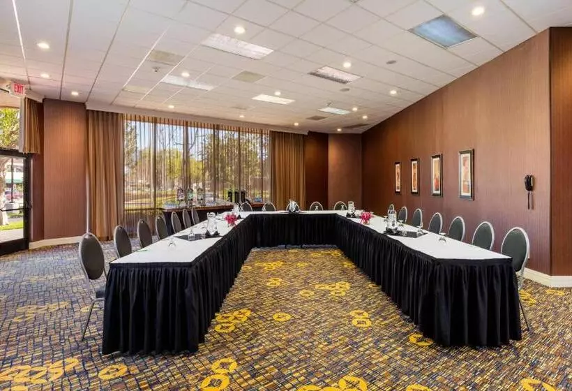 酒店 Courtyard By Marriott Los Angeles Pasadena/monrovia