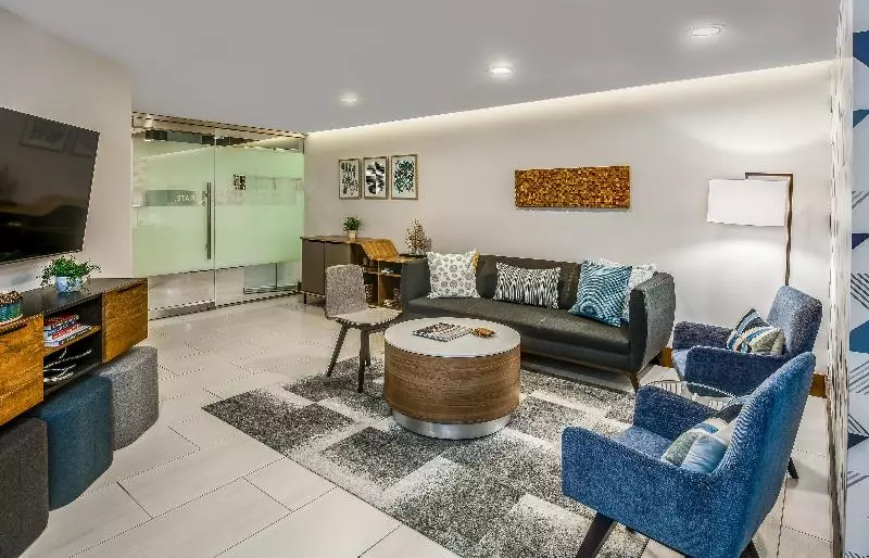 Crowne Plaza Seattle, An Ihg Hotel With No Resort Fee