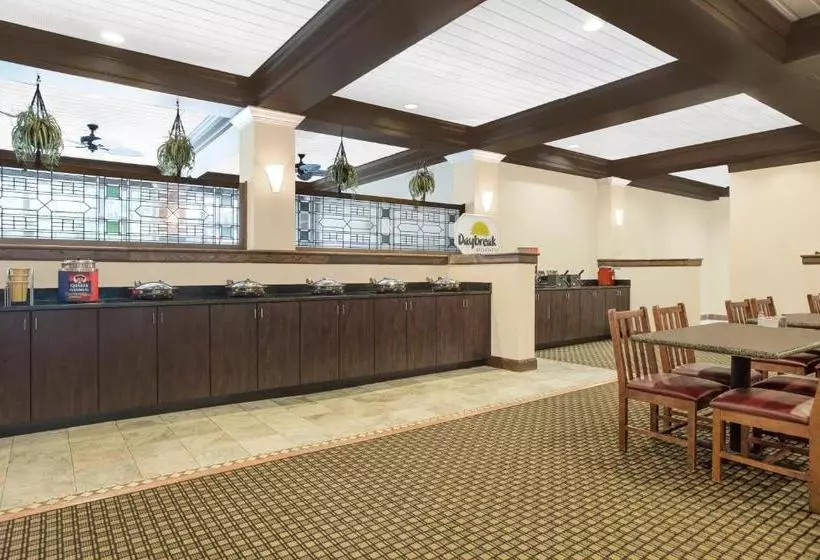 ホテル Days Inn By Wyndham Asheville/mall