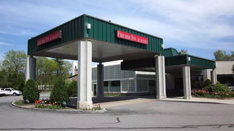 Отель Fireside Inn & Suites Portland