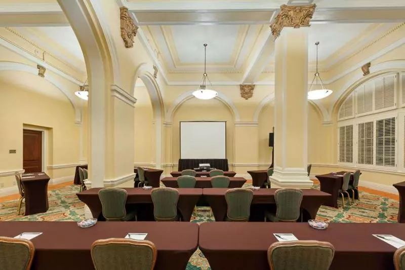 호텔 Grand Galvez Resort, Autograph Collection