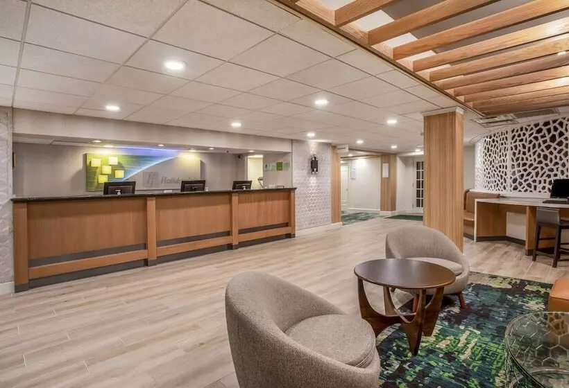 酒店 Holiday Inn & Suites Parsippany Fairfield, An Ihg