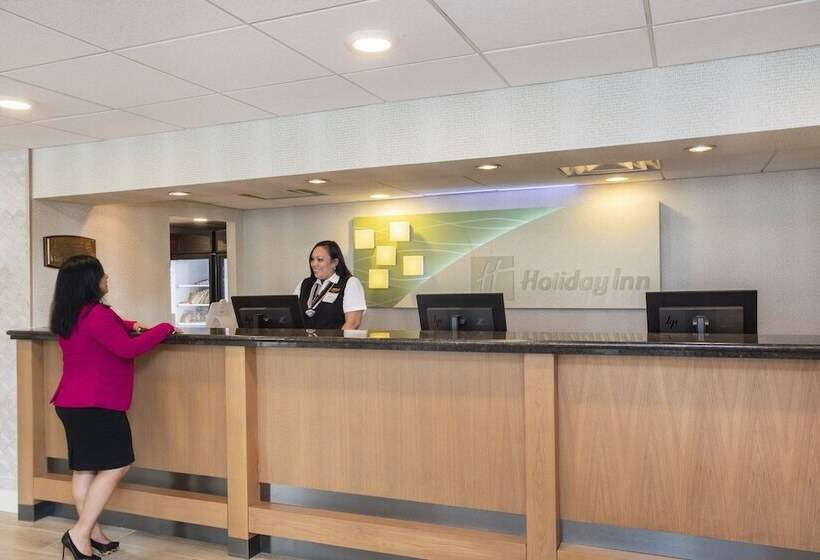 فندق Holiday Inn & Suites Parsippany Fairfield, An Ihg