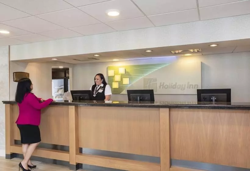 酒店 Holiday Inn & Suites Parsippany Fairfield, An Ihg