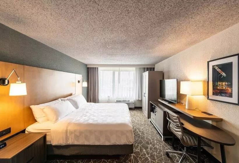 Hotelli Holiday Inn Newark International Airport