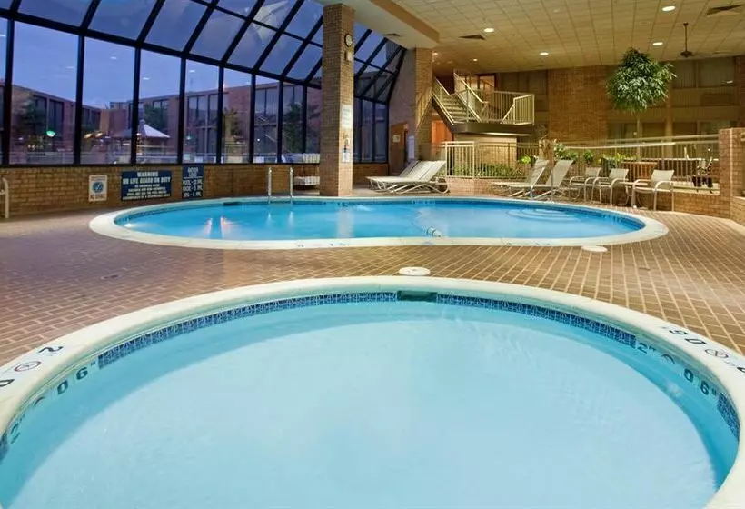 فندق Holiday Inn Saint Louis - South (I-55)