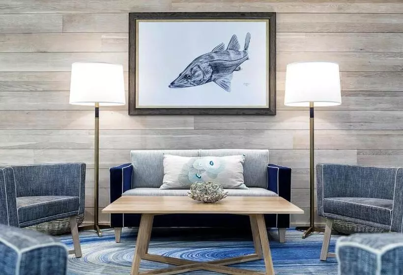 فندق Hutchinson Shores Resort & Spa