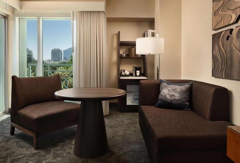 هتل Hyatt Regency Sacramento