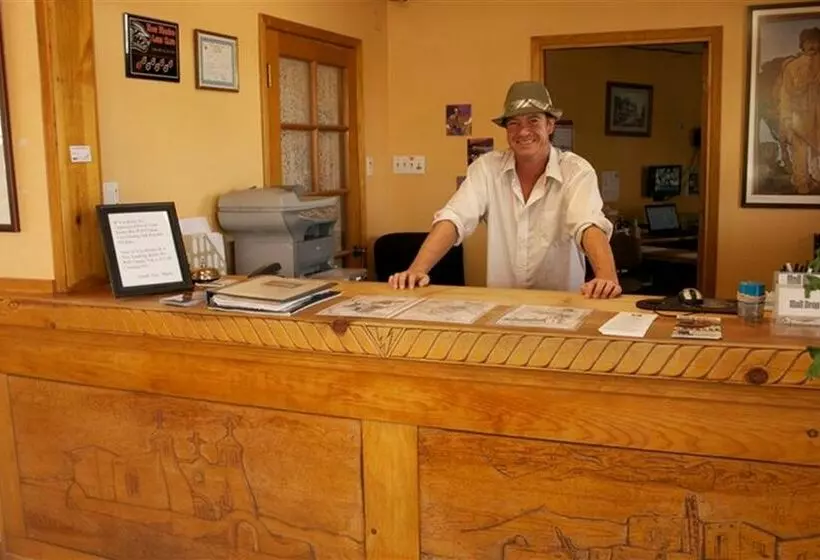 בית מלון כפרי Indian Hills Inn Taos Plaza