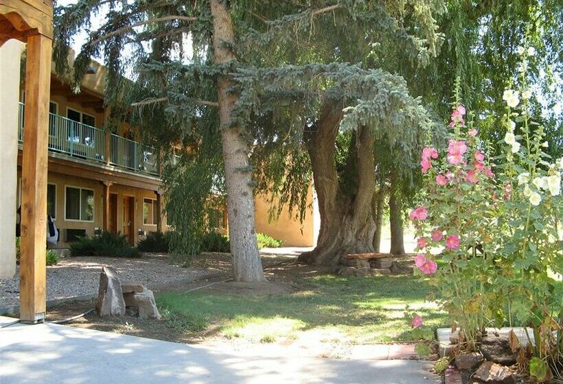 هتل Indian Hills Inn Taos Plaza