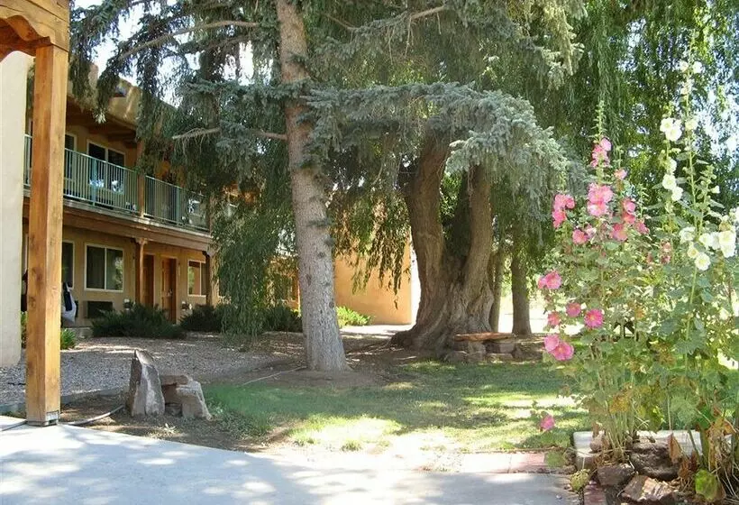 בית מלון כפרי Indian Hills Inn Taos Plaza