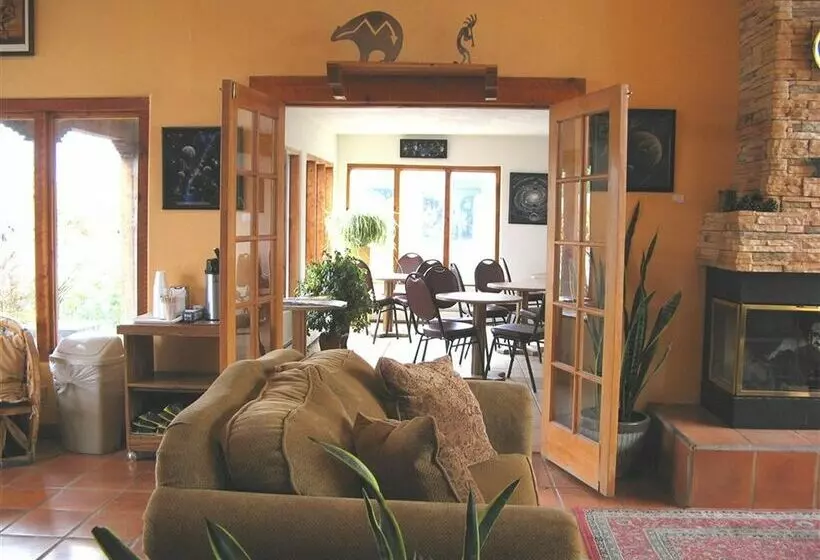 בית מלון כפרי Indian Hills Inn Taos Plaza