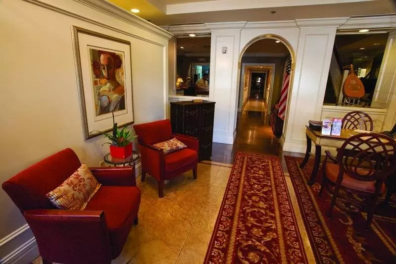 فندق Inn At The Opera