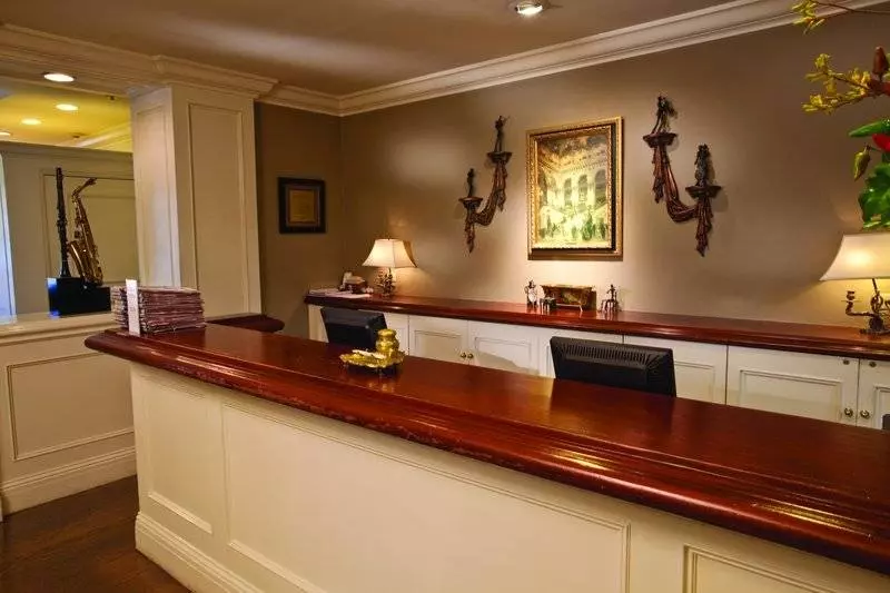 فندق Inn At The Opera