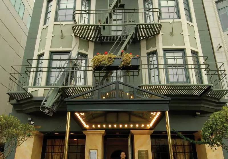 فندق Inn At The Opera