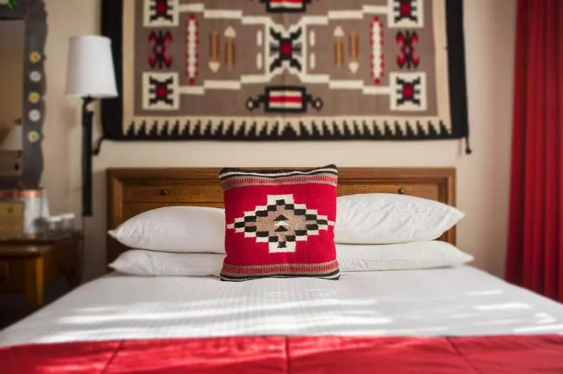 Отель Inn Of The Governors