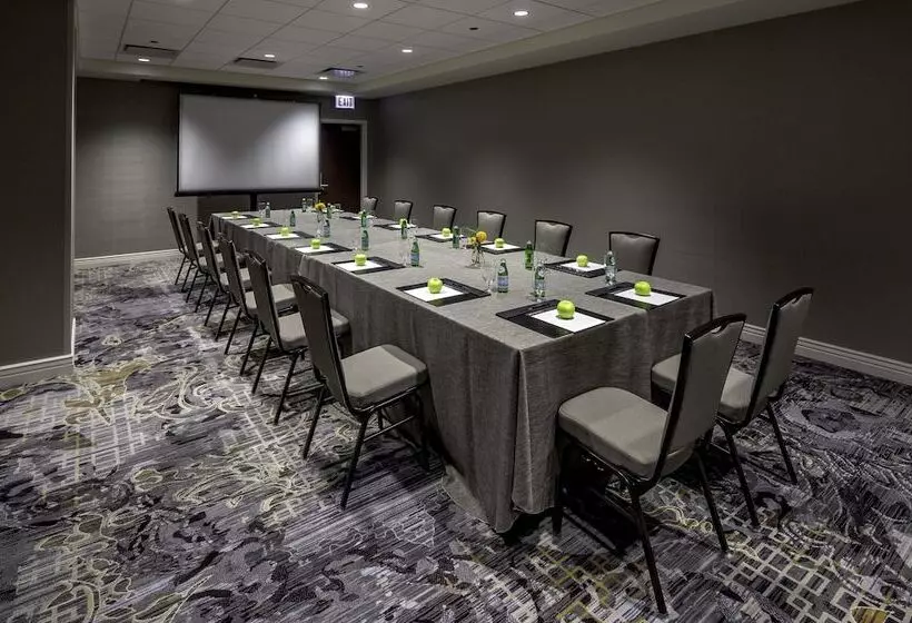 فندق Intercontinental Chicago Magnificent Mile, An Ihg