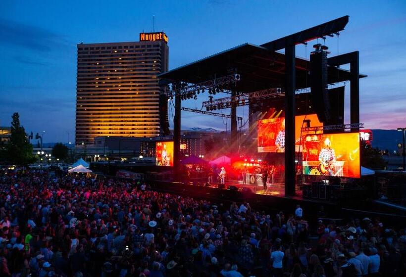 فندق Nugget Casino Resort