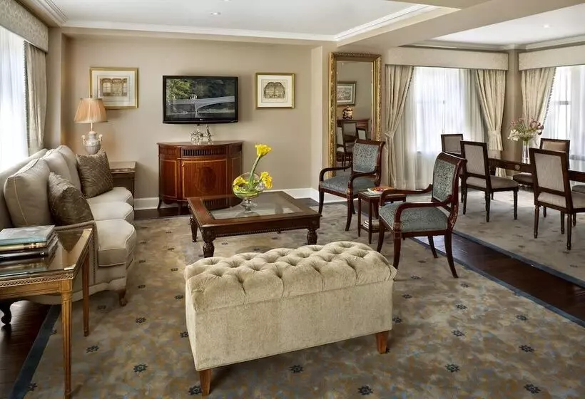 酒店 Plaza Athenee