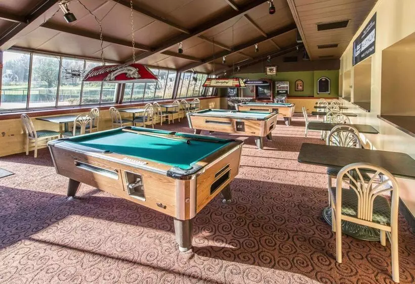 فندق Quality Inn & Suites Conference Center Across From Casino