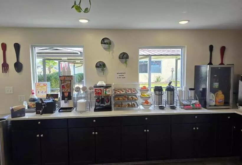 בית מלון כפרי Red Roof Inn Lumberton