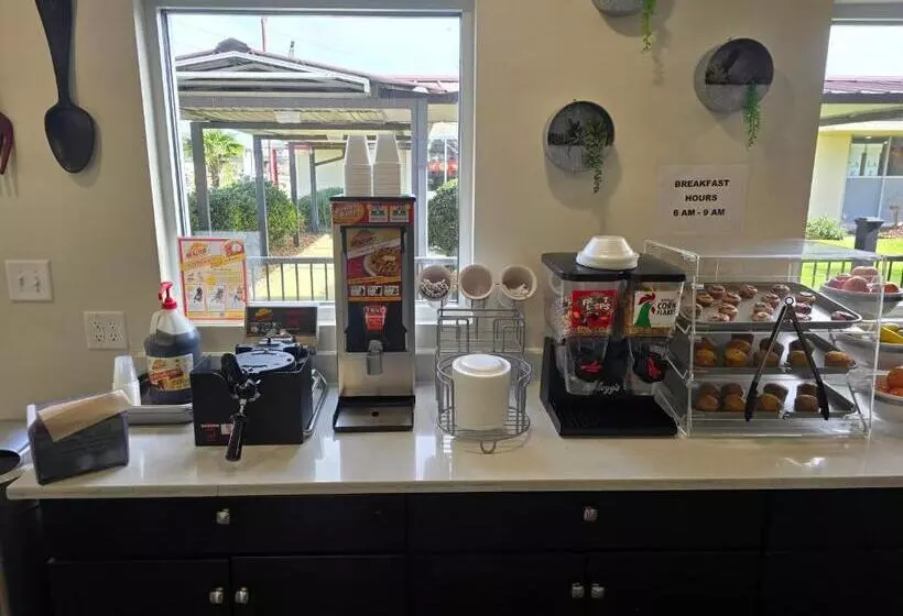 בית מלון כפרי Red Roof Inn Lumberton