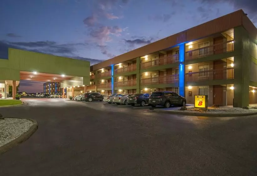 فندق Super 8 By Wyndham Little Rock/otter Creek